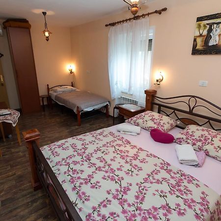 Apartma In Sobe Pilih 비파바 외부 사진