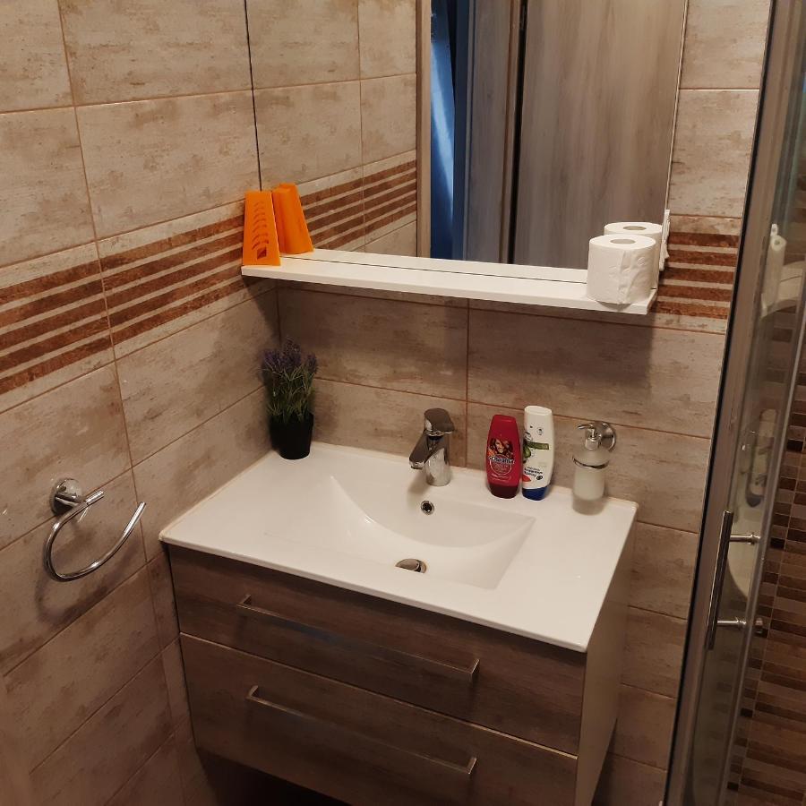 Apartma In Sobe Pilih 비파바 외부 사진